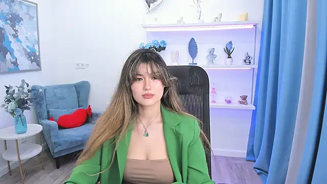 AnneTLi online show from 05-20-26, 08:04