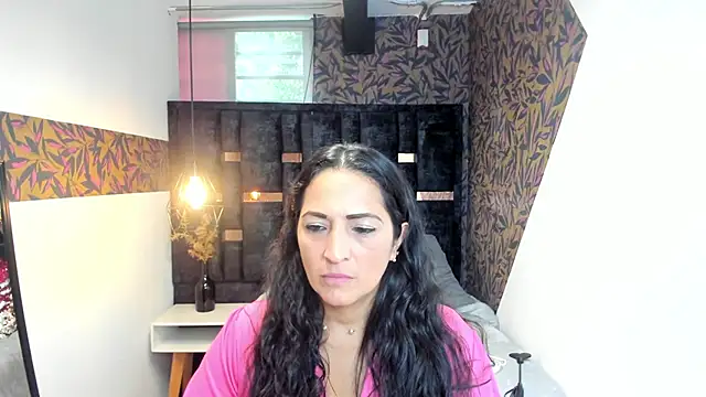 Snapshot of KatteMilf chatting on 04-18-26, 07:29 KatteMilf online show from 04-18-26, 07:29