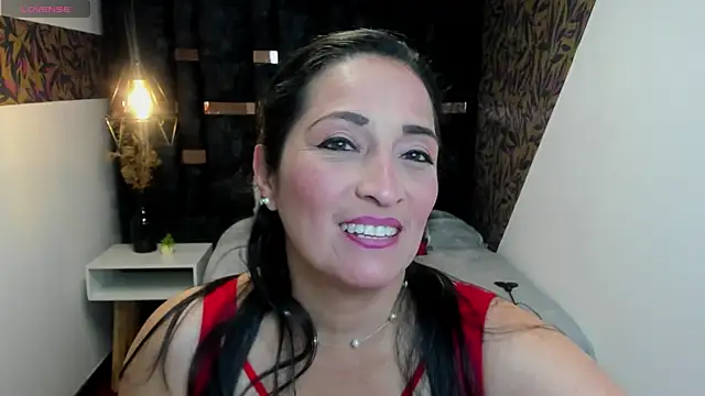 Snapshot of KatteMilf chatting on 05-05-26, 07:44 KatteMilf online show from 05-05-26, 07:44