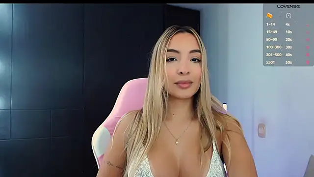 Snapshot of im_grecia chatting on 10-15-25, 07:03 im grecia online show from 10-15-25, 07:03