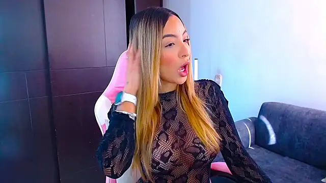 im grecia online show from 03-25-26, 12:55