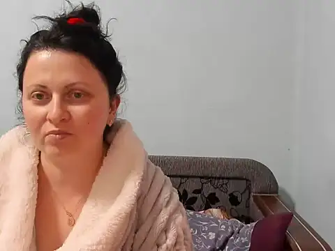 Lillian2 online show from 12-31-24, 12:36