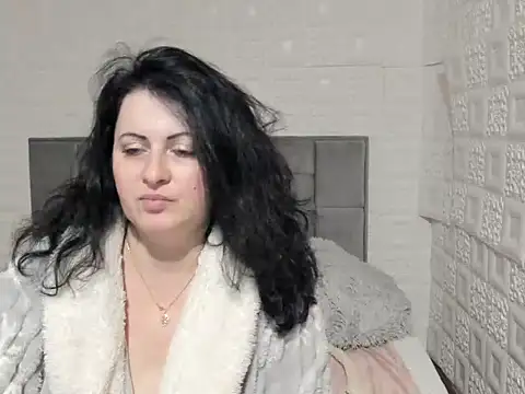 Lillian2 online show from 01-24-25, 06:56