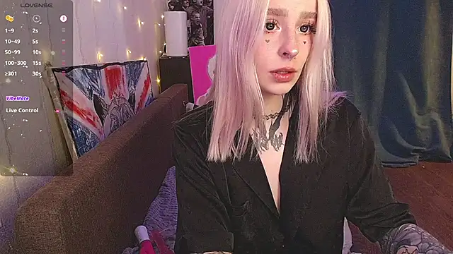 Snapshot of soalice chatting on 02-25-25, 01:50 soalice online show from 02-25-25, 01:50