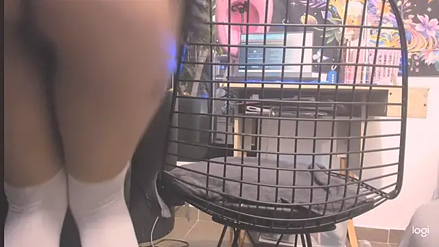 MYFAVOURITESTRAGER online show from 01-03-25, 06:01