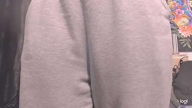 MYFAVOURITESTRAGER online show from 02-20-25, 05:01