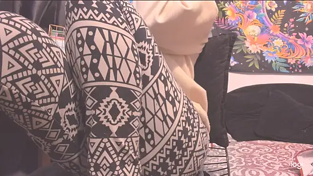 MYFAVOURITESTRAGER online show from 10-18-25, 11:11