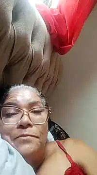 Snapshot of Delicy1 chatting on 01-04-25, 01:42 Delicy1 online show from 01-04-25, 01:42