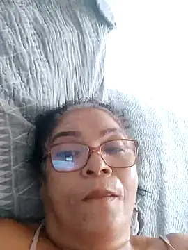 Snapshot of Delicy1 chatting on 01-27-25, 04:33 Delicy1 online show from 01-27-25, 04:33