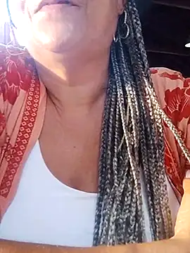 Snapshot of Delicy1 chatting on 02-14-25, 09:10 Delicy1 online show from 02-14-25, 09:10