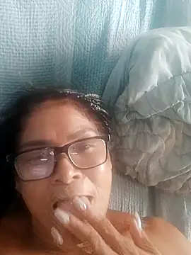 Snapshot of Delicy1 chatting on 03-08-25, 08:03 Delicy1 online show from 03-08-25, 08:03