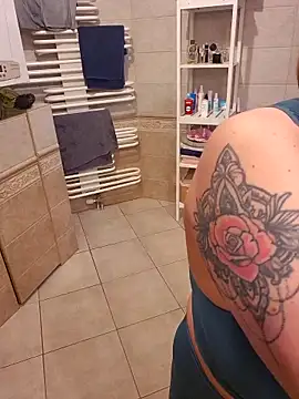 Isabellaa04 online show from 09-17-25, 07:43