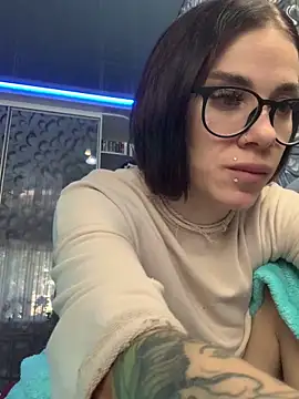 Queen of pain online show from 09-23-25, 06:16