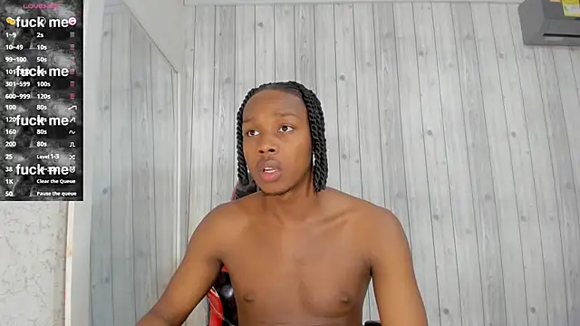 Snapshot of DominicSccott chatting on 02-20-25, 01:08 DominicSccott online show from 02-20-25, 01:08