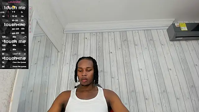 Snapshot of DominicSccott chatting on 02-23-25, 12:27 DominicSccott online show from 02-23-25, 12:27