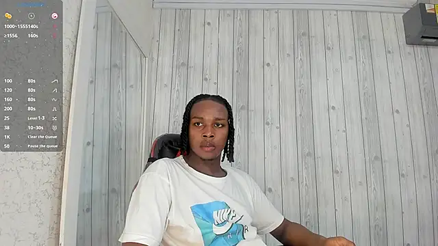 Snapshot of DominicSccott chatting on 02-26-25, 12:36 DominicSccott online show from 02-26-25, 12:36