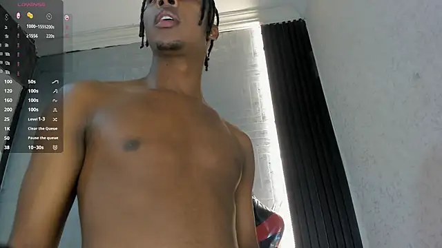 Snapshot of DominicSccott chatting on 09-23-25, 12:41 DominicSccott online show from 09-23-25, 12:41