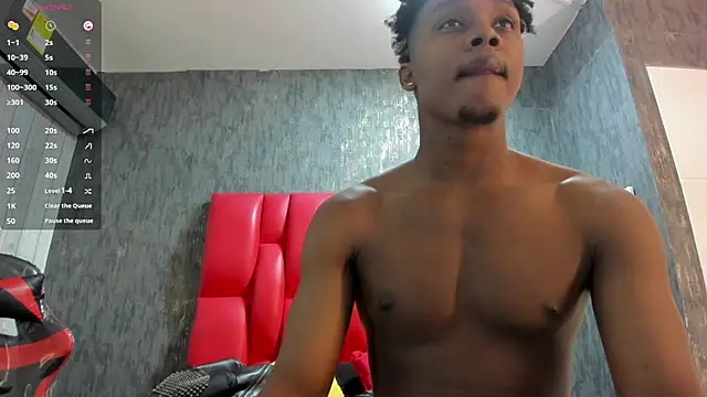 Snapshot of DominicSccott chatting on 11-25-25, 12:38 DominicSccott online show from 11-25-25, 12:38