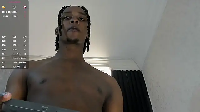 Snapshot of DominicSccott chatting on 12-04-25, 12:36 DominicSccott online show from 12-04-25, 12:36