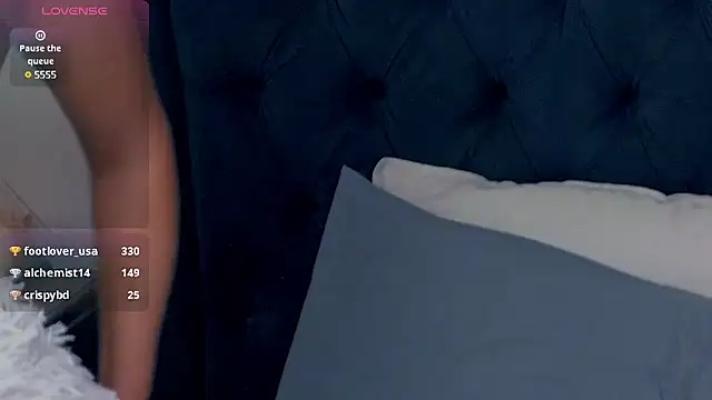 Snapshot of AlizNichols chatting on 12-28-24, 03:48 AlizNichols online show from 12-28-24, 03:48