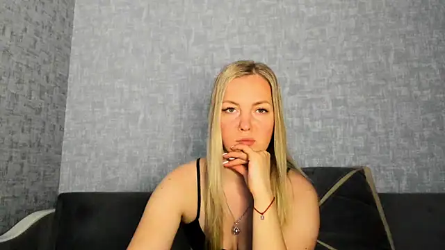 Snapshot of iam_Venus chatting on 05-06-26, 03:28 iam Venus online show from 05-06-26, 03:28