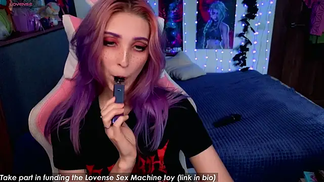 Violet Noir online show from 09-11-25, 05:18