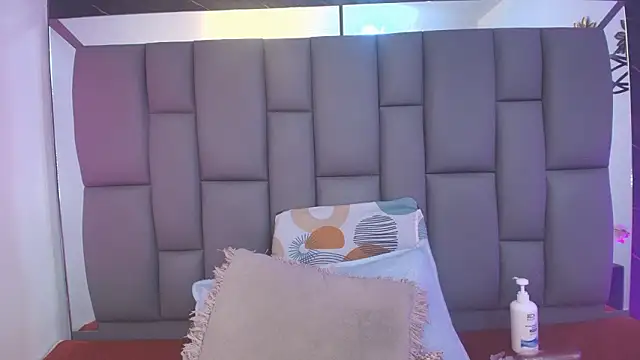  MiaBrown  online show from 01-17-26, 12:10