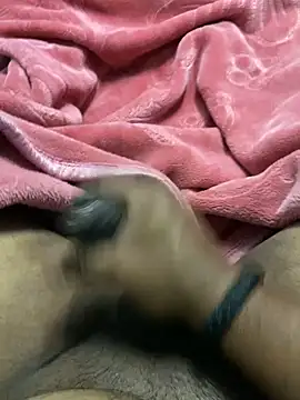 Snapshot of Honeydick7 chatting on 02-15-25, 05:39 Honeydick7 online show from 02-15-25, 05:39