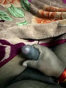 Snapshot of Honeydick7 chatting on 01-11-26, 06:24 Honeydick7 online show from 01-11-26, 06:24