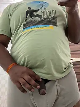 Snapshot of Honeydick7 chatting on 02-09-26, 04:38 Honeydick7 online show from 02-09-26, 04:38