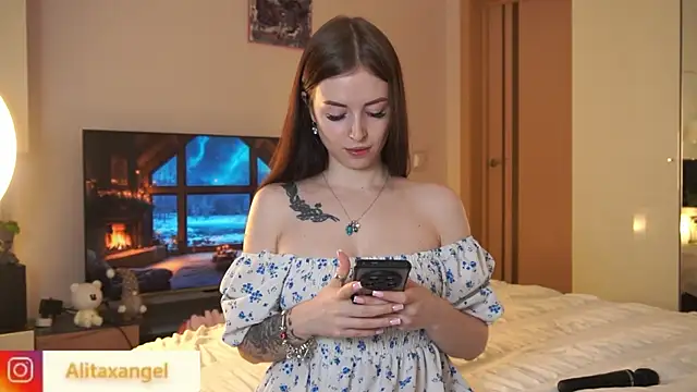 Snapshot of AlitaXAngelic chatting on 01-23-25, 05:31 AlitaXAngelic online show from 01-23-25, 05:31