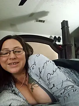 angelbaby1998 online show from 11-16-25, 07:14