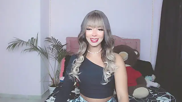 Tanedra collings online show from 12-22-24, 02:28