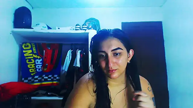 Snapshot of liz_dirty chatting on 03-14-25, 10:49 liz dirty online show from 03-14-25, 10:49