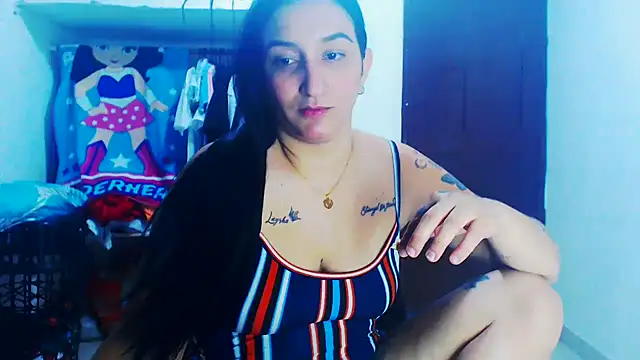 Snapshot of liz_dirty chatting on 03-20-25, 10:51 liz dirty online show from 03-20-25, 10:51