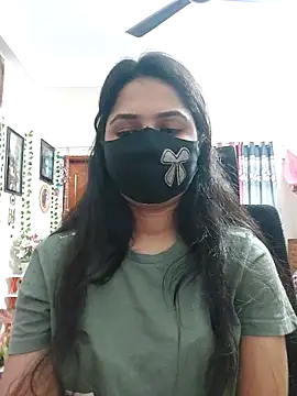 Snapshot of Suvosri chatting on 02-08-25, 02:38 Suvosri online show from 02-08-25, 02:38