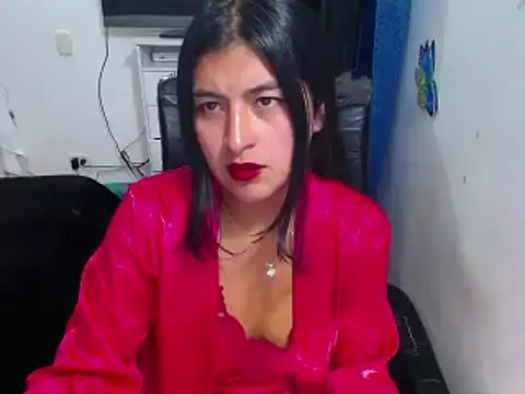 Yunhot  online show from 03-22-25, 07:53