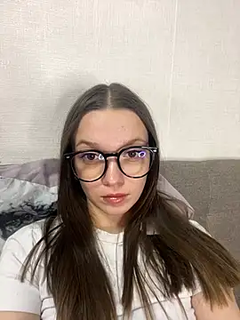 Tender-Mia online show from 03-15-26, 04:46