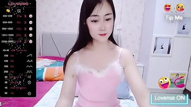 Snapshot of Elvira_baby chatting on 02-26-25, 12:36 Elvira baby online show from 02-26-25, 12:36