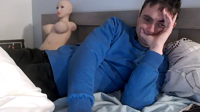 freddy0222222 online show from 02-06-25, 12:05