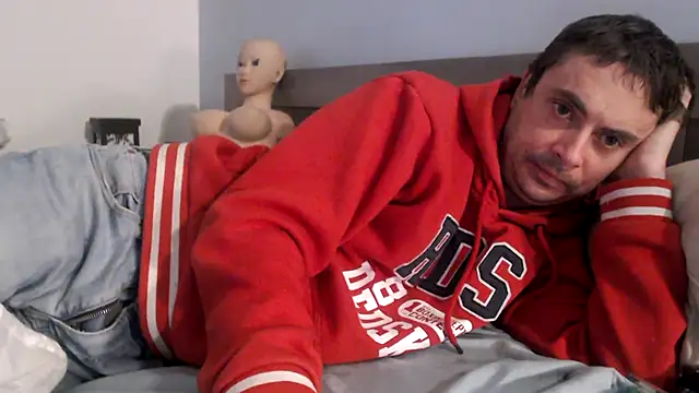 freddy0222222 online show from 11-09-25, 12:25