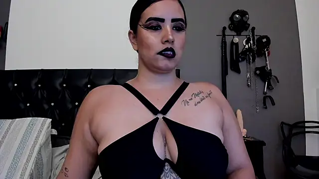 MariaGaitan online show from 10-13-25, 07:03