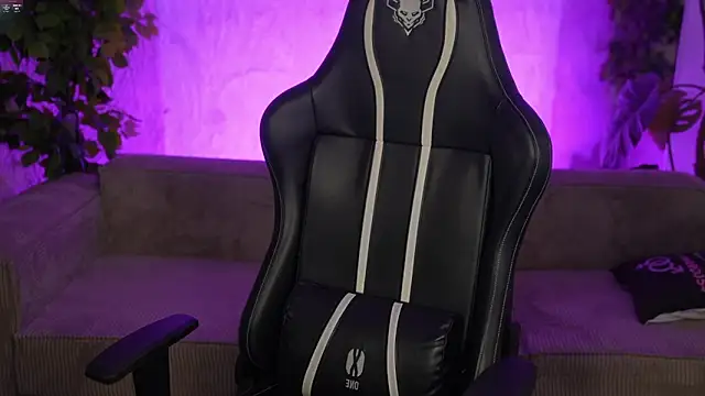 Jasmine Flow online show from 12-16-25, 08:41