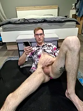 TOY boy7 online show from 02-23-25, 07:49
