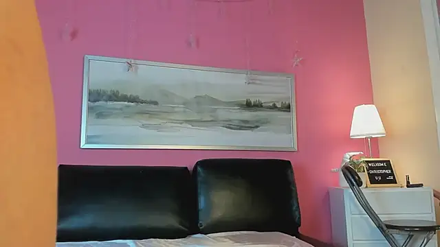 Tiffanysurez  online show from 01-29-25, 08:04