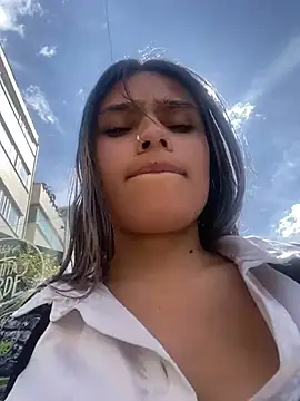 Tiffanysurez  online show from 02-07-25, 07:06