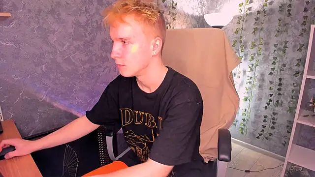 Snapshot of AlexxSweet chatting on 12-15-24, 10:50 AlexxSweet online show from 12-15-24, 10:50