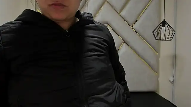 Snapshot of nalalye_cruzz_ chatting on 03-20-25, 03:02 nalalye cruzz  online show from 03-20-25, 03:02