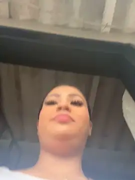 Snapshot of Luisa_Fernandaa chatting on 11-16-25, 10:15 Luisa Fernandaa online show from 11-16-25, 10:15