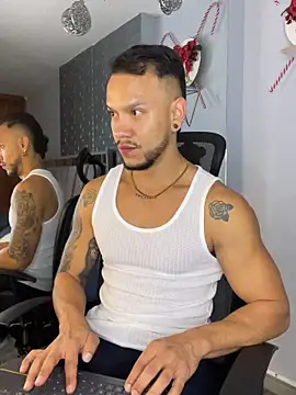 ARON TAYLER01 online show from 12-24-24, 12:44